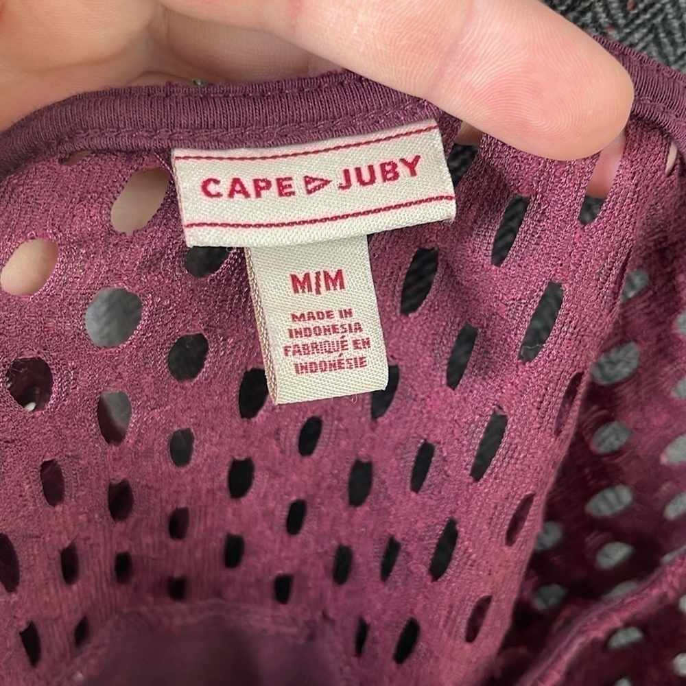 Cape Judy Cranberry Lace Detail Holiday Dress Size Medium - Picture 2 of 6
